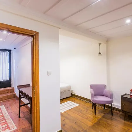 Cukurcuma In Taksim Apartment *